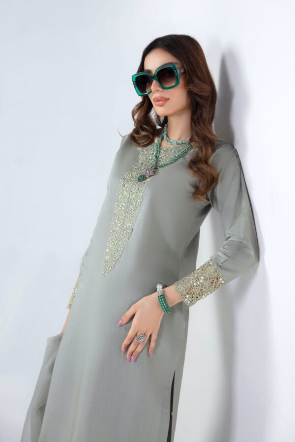 Luxury Lawn Suit Kids Green - Image 7